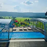 Jagodowy Ski&spa Z Widokiem Na Gory,podgrzewany Basen Zewnetrzny Latem,bilard,swietne Wi-fi,restauracja,balia,sauna Na Miejscu 3* Lasowka