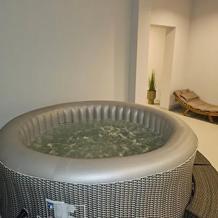 Jagodowy & Luksusowe Ze Sniadaniami Sauna Balia Jacuzzi Bilard Latem Basen Podgrzewany Z Widokiem Na Gory 4km Do Zieleniec Arena