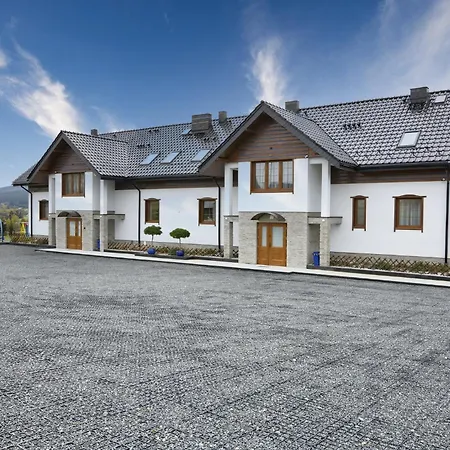 Jagodowy Ski&spa Delux Z Widokiem Na Gory,4km Od Zieleniec Arena Podgrzewany Basen Zewnetrzny Latem,bilard,wi-fi W Cenie Restauracja,balia,sauna Na Miejscu 3* Lasowka