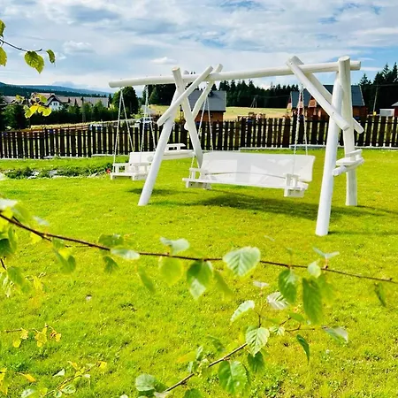 Jagodowy & Luksusowe Ze Sniadaniami Sauna Balia Jacuzzi Bilard Latem Basen Podgrzewany Z Widokiem Na Gory 4km Do Zieleniec Arena Lasowka
