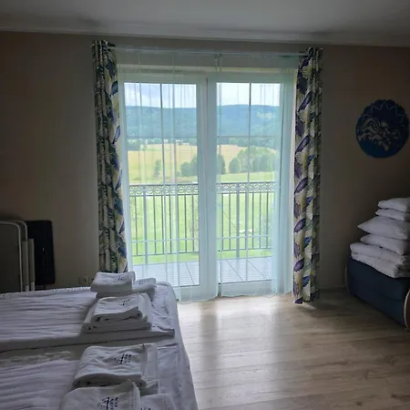 Jagodowy Ski&spa Z Widokiem Na Gory,podgrzewany Basen Zewnetrzny Latem,bilard,swietne Wi-fi,restauracja,balia,sauna Na Miejscu 3*