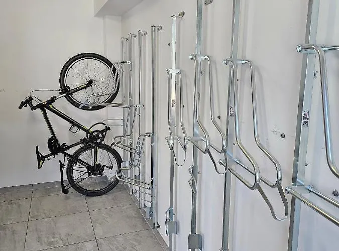 게스트하우스 Jagodowy Ski&spa Delux Z Widokiem Na Gory,4km Od Zieleniec Arena Podgrzewany Basen Zewnetrzny Latem,bilard,wi-fi W Cenie Restauracja,balia,sauna Na Miejscu