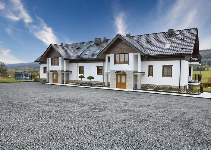 Jagodowy Ski&spa Delux Z Widokiem Na Gory,4km Od Zieleniec Arena Podgrzewany Basen Zewnetrzny Latem,bilard,wi-fi W Cenie Restauracja,balia,sauna Na Miejscu 3* Lasowka