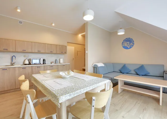 게스트하우스 Jagodowy Ski&spa Delux Z Widokiem Na Gory,4km Od Zieleniec Arena Podgrzewany Basen Zewnetrzny Latem,bilard,wi-fi W Cenie Restauracja,balia,sauna Na Miejscu 3*