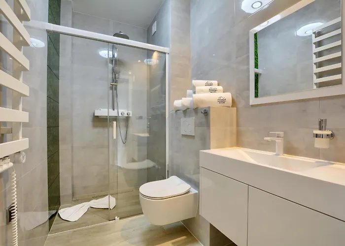 Jagodowy Ski&spa Delux Z Widokiem Na Gory,4km Od Zieleniec Arena Podgrzewany Basen Zewnetrzny Latem,bilard,wi-fi W Cenie Restauracja,balia,sauna Na Miejscu 3*