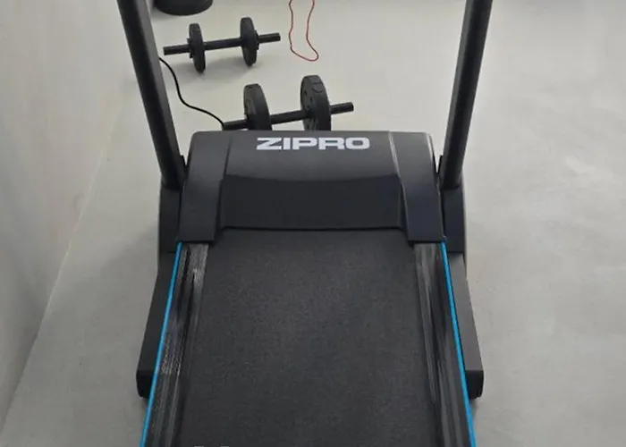 게스트하우스 Jagodowy Ski&spa Delux Z Widokiem Na Gory,4km Od Zieleniec Arena Podgrzewany Basen Zewnetrzny Latem,bilard,wi-fi W Cenie Restauracja,balia,sauna Na Miejscu 3*