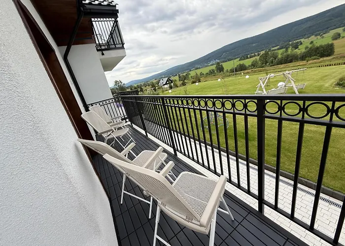 Jagodowy Ski&spa Delux Z Widokiem Na Gory,4km Od Zieleniec Arena Podgrzewany Basen Zewnetrzny Latem,bilard,wi-fi W Cenie Restauracja,balia,sauna Na Miejscu 3* Lasowka